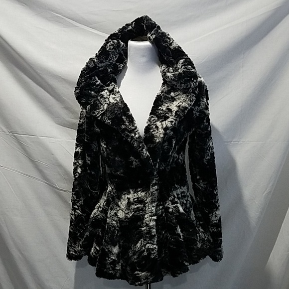 Faux Fur Jacket - Picture 2 of 7